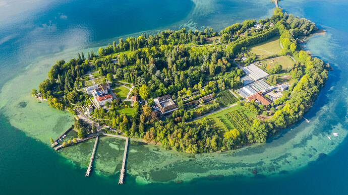 鸟瞰博登湖上的迈瑙岛-德国